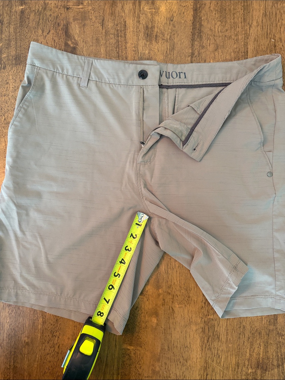 Vuori Men's Flat-Front Performance Shorts in Light Taupe